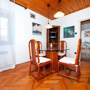  Apartment Carera Seaview